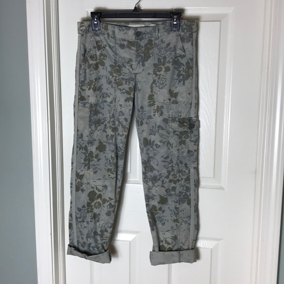 Hei Hei Camo Flower pants Sz 6 Anthropologie - Picture 2 of 4